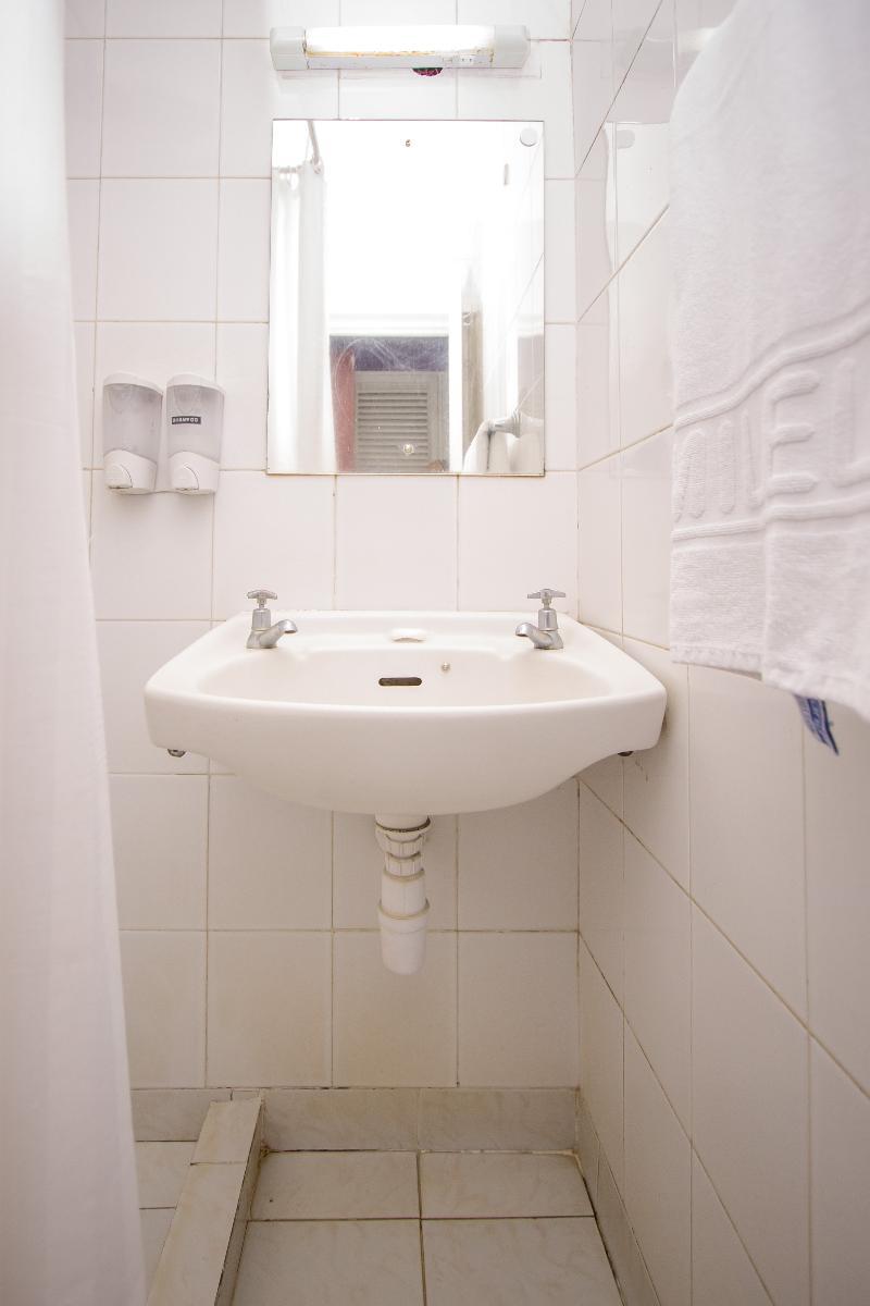 Milele Nairobi Hotel Nyeri Kültér fotó